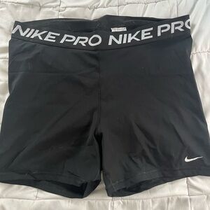 Nike pro